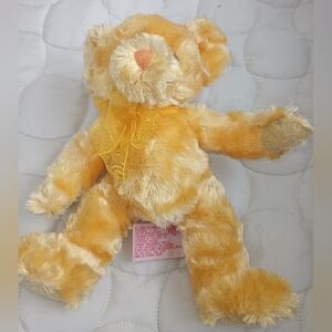 Lip Puckering Lemon Of Russ Collection